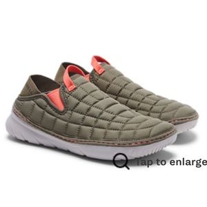 MERRELL Women’s Hut Moc, New in box
